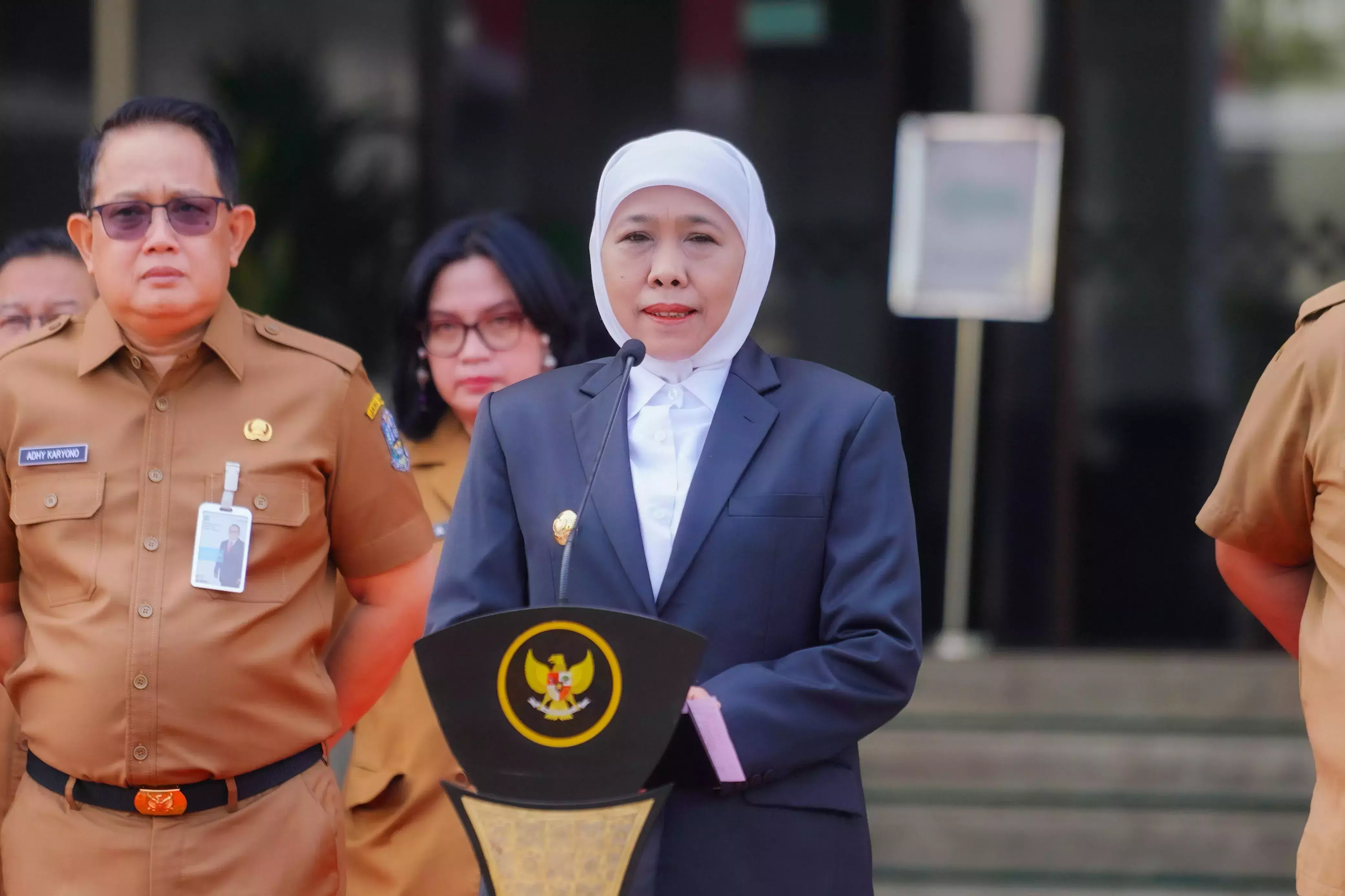 Gambar utama